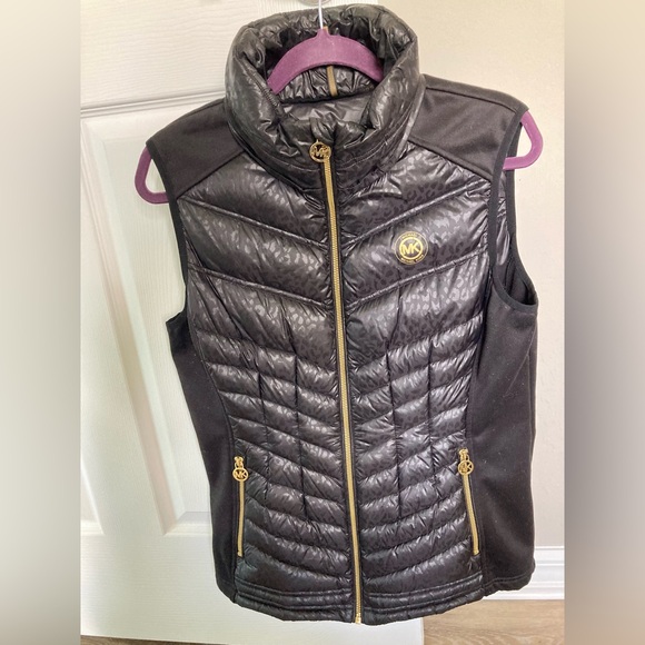 Michael Kors Down Vest - Picture 1 of 8